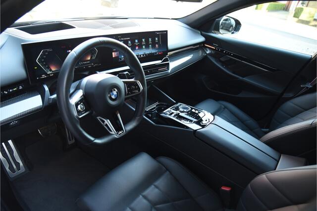 BMW 5-SERIE 520i M-Sport