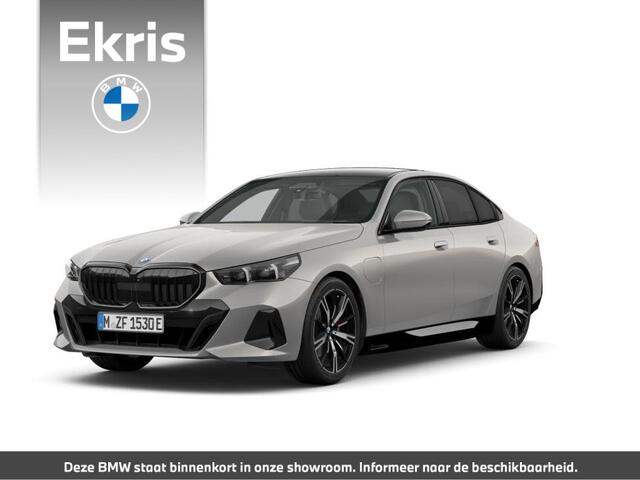 BMW 5-SERIE 530e M Sport Edition | M Sportpakket Pro | Innovation Pack | Comfort Pack | Travel Pack | Panoramadak | Trekhaak