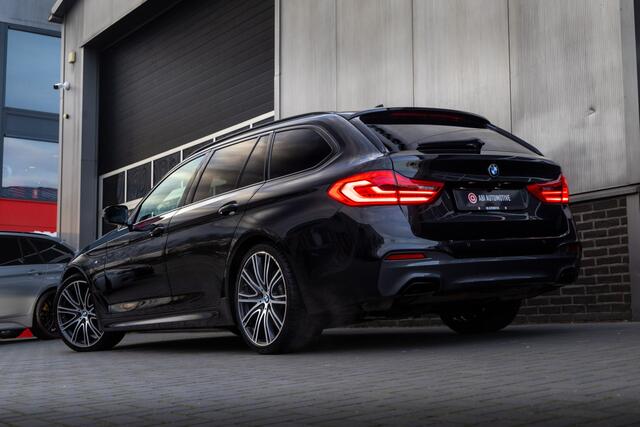 BMW 5-SERIE Touring 540i xDrive 340 pk High Executive /Pano-Dak/ Head-Up/ Harman&Kardon/ Keyless/ 360-camera/ Sport-Stoelen/ Stoel.Verw/ 20''LMV