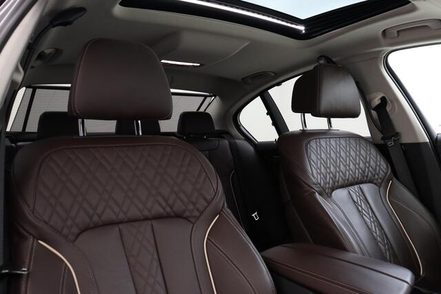 BMW 5-SERIE 530e HIGH EXECUTIVE -LUXURY-LINE|PANO.DAK|HEAD-UP DISP.|360°CAM|ADAP.DEMP.|PRIVACY.GLAS|ADAP.LED