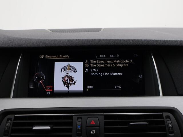 BMW 5-SERIE Touring 520i M-SPORT INTERIEUR + EXTERIEUR | M SPORTSTOELEN | 20 INCH LMV