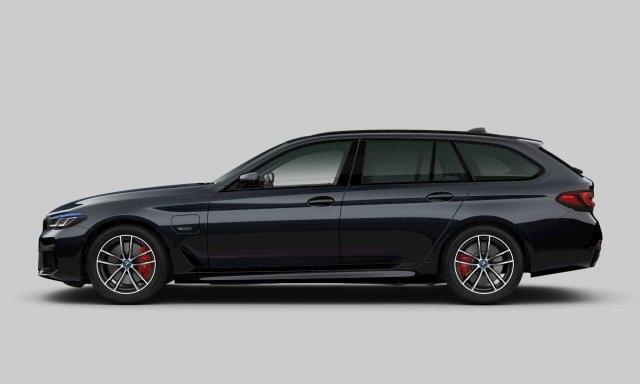 BMW 5-SERIE Touring 530e M-Sport | Panoramadak | CoPilot | Head Up | Laser