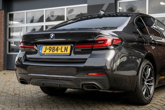 BMW 5-SERIE 530 530e High Executive | NAP | M-Sport | Shadow | Laser | Leder | Hifi-audio | Memory | Stoelventilatie | Elek. stoel | 18' inch |
