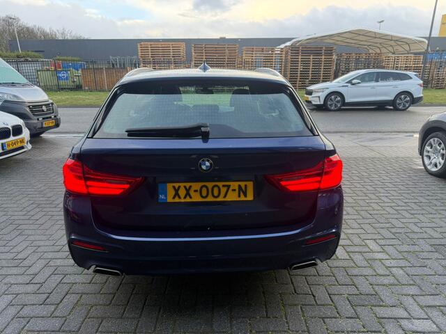 BMW 5-SERIE Touring 530i High Executive | 12MND GARANTIE | NL AUTO | PANO DAK | CAMERA | NAVI |