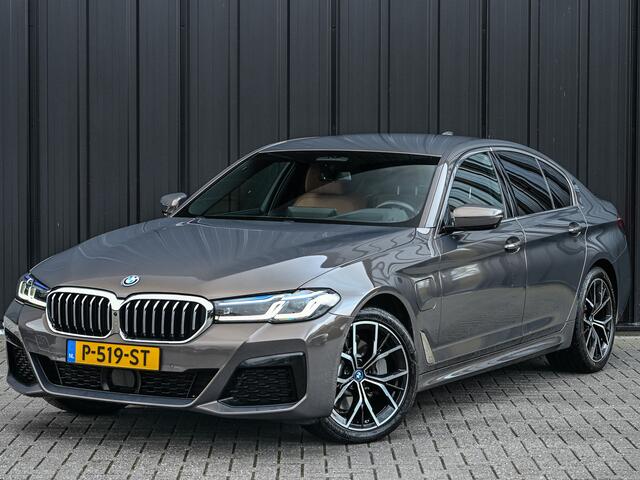 BMW 5-SERIE 530e xDrive Business Edition Plus · NL-auto · Comfort access · Laser Light · Memory seats · Adaptive cruise · Massage · 360 Camera · Stuur- en stoelverwarming · Ambiance · Harman/Kardon · Trekhaak