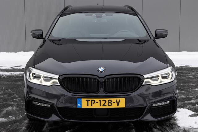 BMW 5-SERIE Touring 530i High Executive | M SPORT | PANO | LEDER | SFEER VERLICHTING