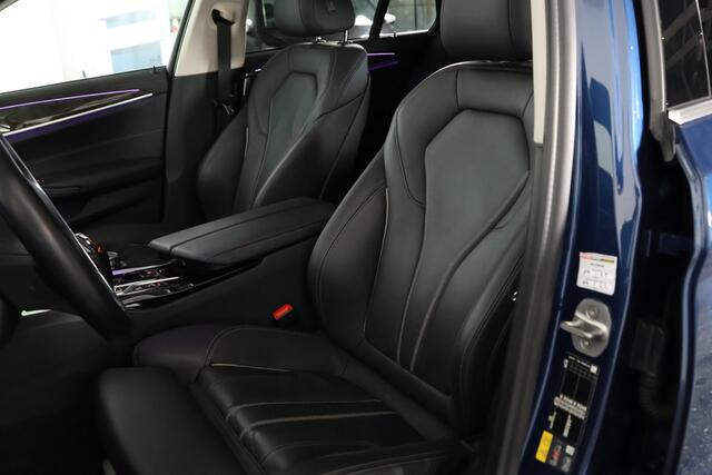 BMW 5-SERIE Touring 530e xDrive LuxuryLine / Opendak / LaserLED / Co-Pilot / HUD