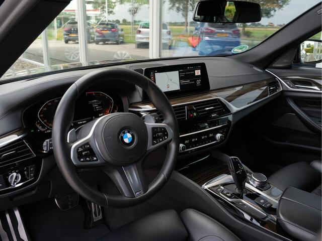 BMW 5-SERIE Touring 530i xDrive High Executive Edition | H/K | Keyless | Adaptive Cruise | 360 camera