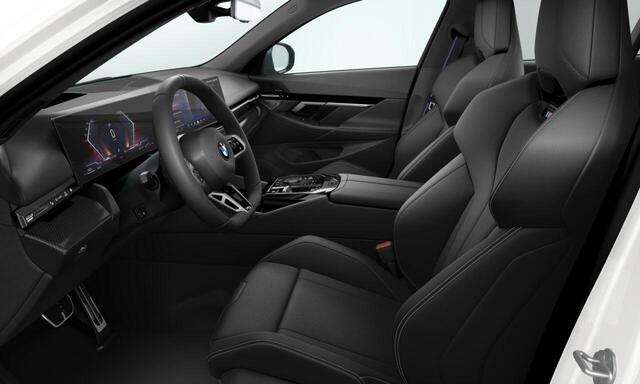 BMW 5-SERIE Touring 520i | M Sportpakket | M Sportpakket Pro | Innovation Pack | Travel Pack