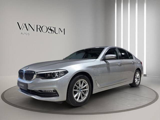 BMW 5-SERIE 530e iPerformance eDrive Edition | Leder | Schuif-/Kanteldak | Camera | Sfeerverl |