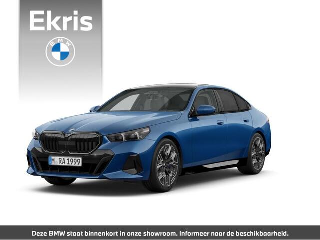 BMW 5-SERIE 520i High Executive | M Sportpakket Pro | Innovation Pack | Travel Pack | Trekhaak | Panoramadak | Harman Kardon
