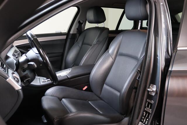 BMW 5-SERIE Touring 520xd High Executive, Nieuwe APK! Xenon, Cruise Control, Stoelverwarming, Lederen Bekleding, Trekhaak