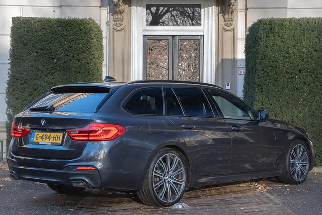 BMW 5-SERIE Touring 530i High Executive Edition M-SPORT | TREKHAAK | PANO | MEMORY | ORG NL 2E EIGN