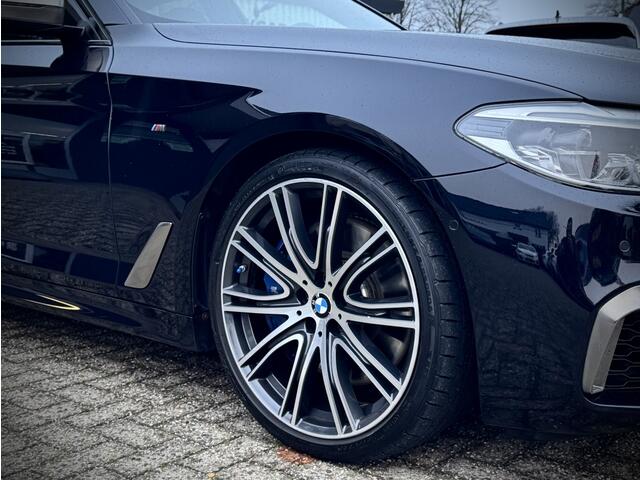BMW 5-SERIE M550i xDrive High Executive 360 Softclose Massage Trekhaak Stoel