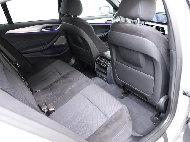 BMW 5-SERIE 530e iPerformance High Executive M PAKKET 20INCH HARMAN KARDON