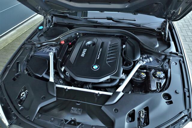 BMW 5-SERIE Touring 540i xDrive High Executive M-Sport pakket