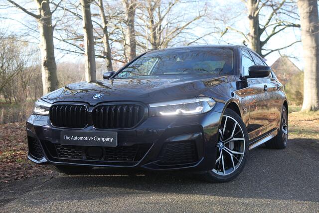 BMW 5-SERIE 530e M Sport |HIFI|Stuurver|Drivingass|CarbonZwart|