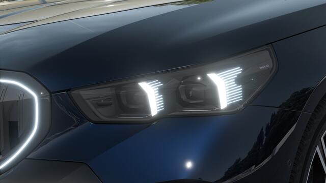 BMW 5-SERIE 520i High Executive M Sport Automaat / Trekhaak / Adaptieve LED / Parking Assistant Plus / Stuurverwarming / Comfort Access / Live Cockpit Professional