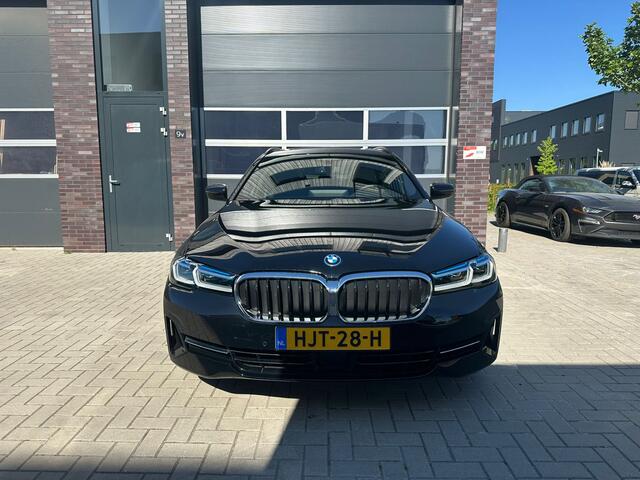 BMW 5-SERIE Touring 530e xDrive Business Edition Plus Headup/Laser/Harman-Kardon/Leder/Cam