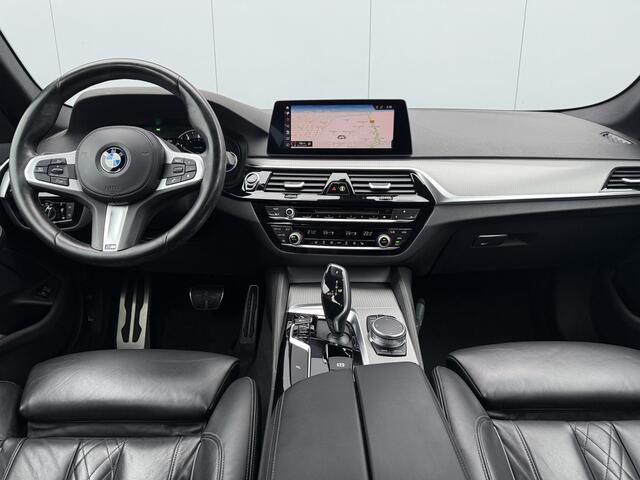BMW 5-SERIE Touring 520i High Executive Automaat M-Pakket/19inch.