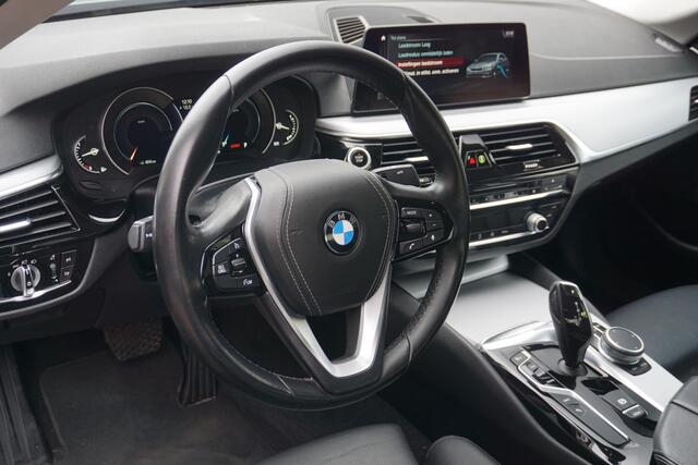 BMW 5-SERIE 530e Executive | Leer | Dealer onderhouden