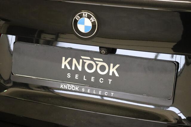 BMW 5-SERIE Touring 530i High Executive M Sport Pakket Automaat / Navigatie Professional / Panoramadak / Active Steering / Stuurwielverwarming / M Sportremsysteem / Comfortstoelen / Driving Assistant Plus / Head-Up Display / DAB / Multifunctioneel Instrumentendisplay