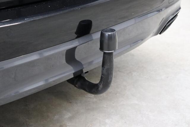 BMW 5-SERIE Touring 530i High Executive M Sport Pakket Automaat / Navigatie Professional / Panoramadak / Active Steering / Stuurwielverwarming / M Sportremsysteem / Comfortstoelen / Driving Assistant Plus / Head-Up Display / DAB / Multifunctioneel Instrumentendisplay