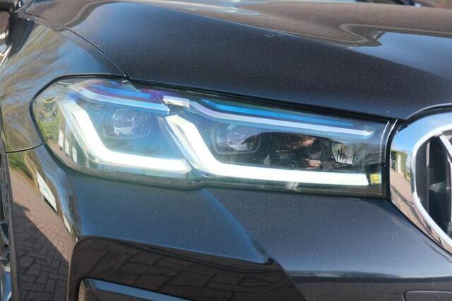 BMW 5-SERIE 530i 252pk High Executive | M Sport | Laser LED | Schuif-/kanteldak | 360° Camera | Blind Spot | Keyless | Leder | Trekhaak