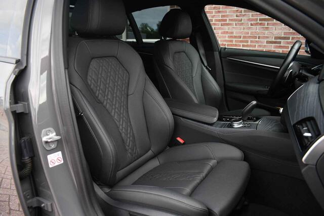 BMW 5-SERIE 530e M-Sport Pano Trekh HUD