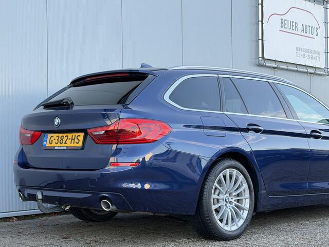 BMW 5-SERIE Touring 520i High Executive Edition Trekhaak/Leer/Apple Carplay.