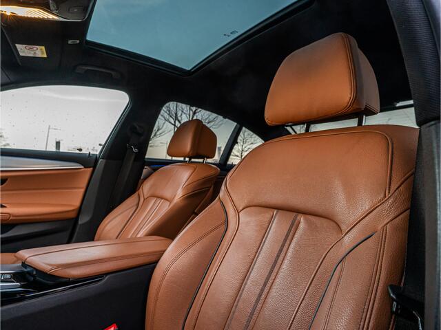 BMW 5-SERIE 530e iPerformance High Exe M-Sport PANO HARMAN KARDON HUD 360 CAMERA 20 INCH SHADOW MEMORY STOEL