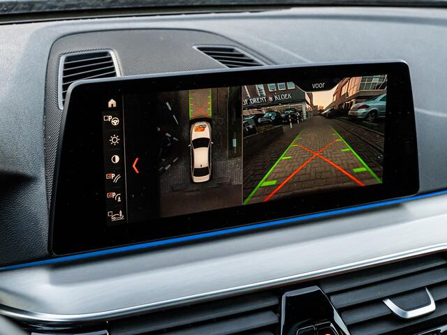 BMW 5-SERIE 530e iPerformance High Exe M-Sport PANO HARMAN KARDON HUD 360 CAMERA 20 INCH SHADOW MEMORY STOEL