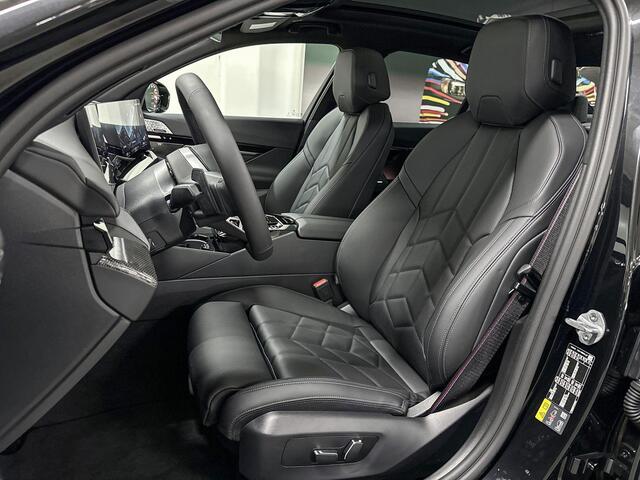 BMW 5-SERIE Sedan 530e | M-Sport Pro | Travel Pack | Innovation pack | Comfort Pack | Driving Assistant Plus | Bowers&Wilkins | Panoramadak | Comfort Access | Trekhaak