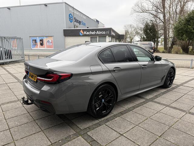 BMW 5-SERIE 520e M-Sport | SOH 94% | Trekhaak | BMW Laser | Leder | Sfeer Verlichting |