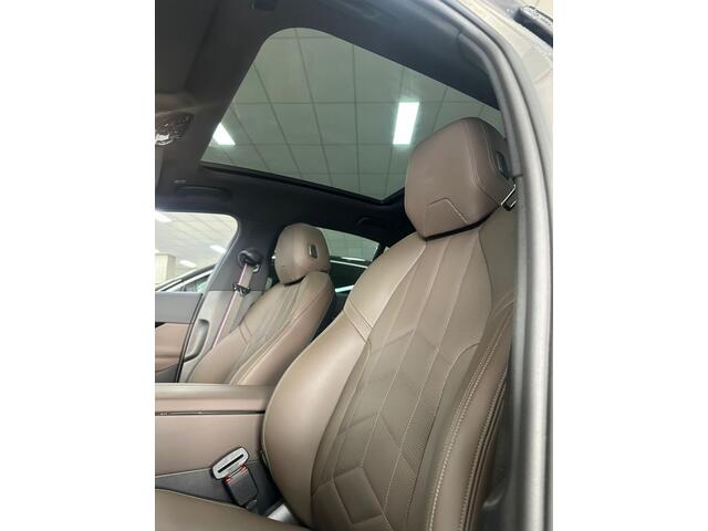 BMW 5-SERIE 530e M Sport Panorama Dak Navigatie Multimedia NL Auto NAP