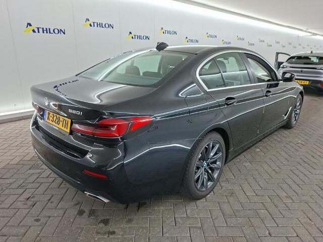 BMW 5-SERIE 520i Aut. Executive Ed. | Navi | Xenon-Led | ECC |