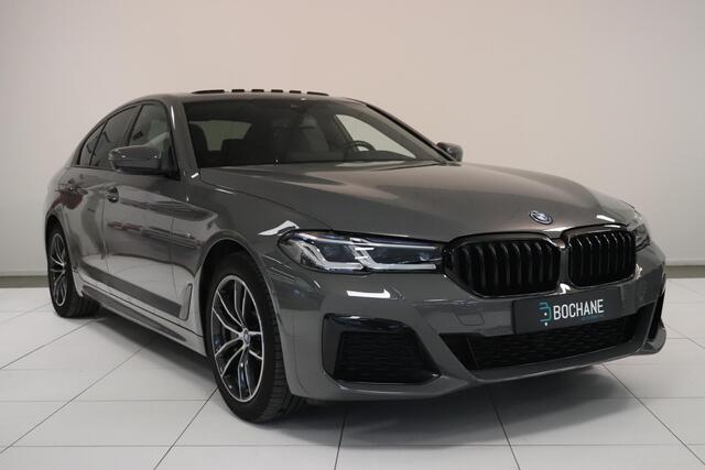 BMW 5-SERIE 530e Business Edition Plus | Panoramadak | M-sport | Laser LED | SoH 95% | Leder | Memory |