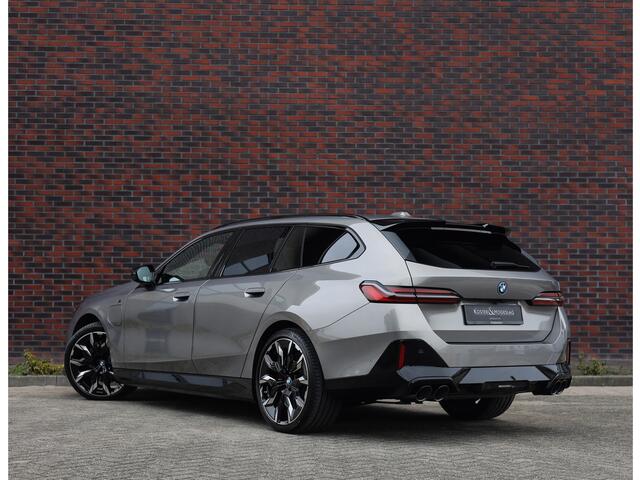 BMW 5-SERIE Touring 550e xDrive | Pano - Trekhaak - Bow&Wil