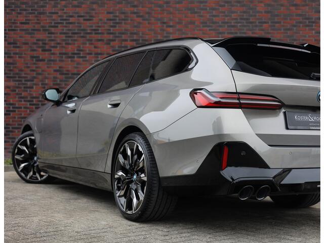 BMW 5-SERIE Touring 550e xDrive | Pano - Trekhaak - Bow&Wil