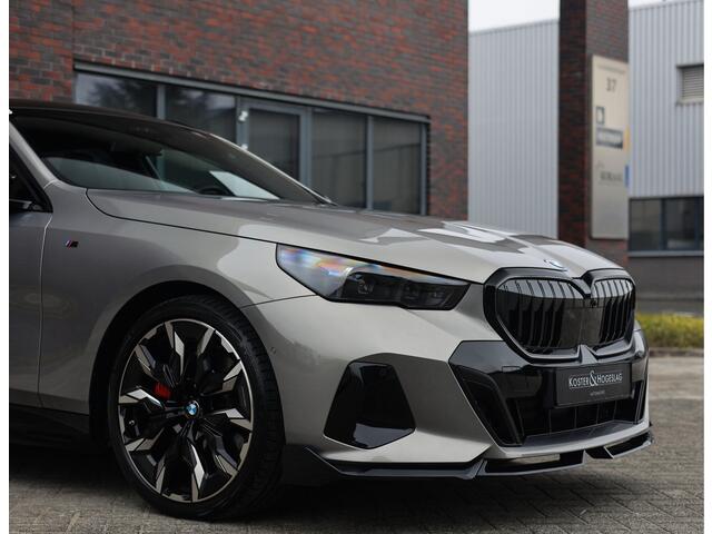 BMW 5-SERIE Touring 550e xDrive | Pano - Trekhaak - Bow&Wil