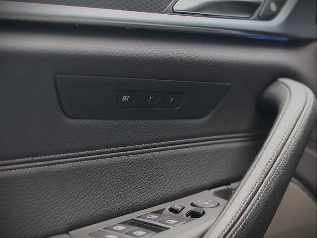 BMW 5-SERIE Touring 530e xDrive M Sport Plus | Pano | HUD | Comfortstoelen | ACC | Harman/Kardon | Haak |