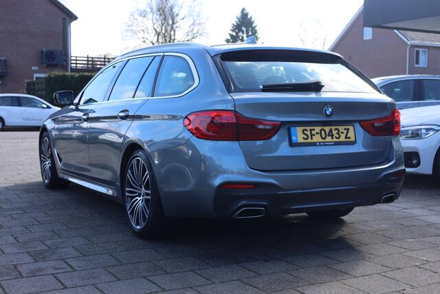 BMW 5-SERIE Touring 520D AUT | M-SPORT | PANO | TREKHAAK *DEALER OH*