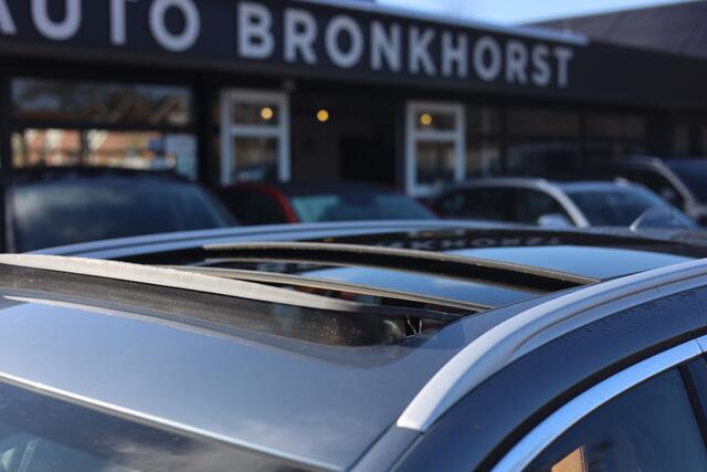 BMW 5-SERIE Touring 520D AUT | M-SPORT | PANO | TREKHAAK *DEALER OH*