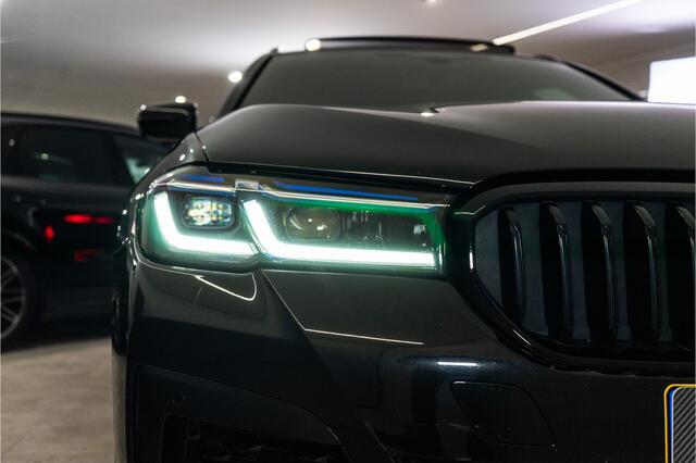 BMW 5-SERIE Touring 540i xDrive High Executive M Sport | 334PK | Laserlicht | Pano | HUD | Sfeer