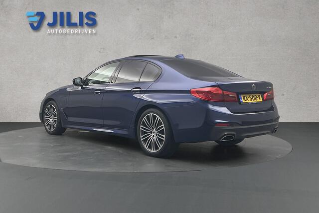 BMW 5-SERIE 530e iPerformance M-sport | Leder | Stoelverwarming | Panoramadak