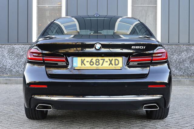 BMW 5-SERIE 520i High Executive Rijklaarprijs-Garantie Leder Sportinterieur Laserlight Navigatie Airco