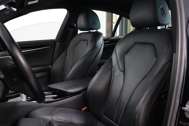 BMW 5-SERIE 520i High Executive Sportline M-sport LED, Volleder, Trekhaak, Memory, Goed onderhouden!