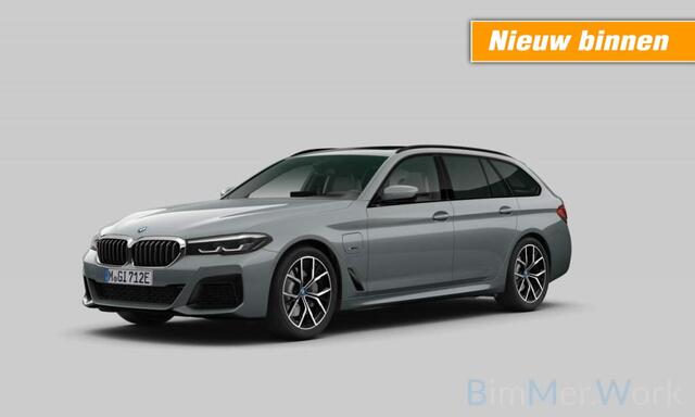 BMW 5-SERIE 530e Touring M-Sport,Pano,Memory,LED,Trekhk elekt,Leer,Camera,Carplay