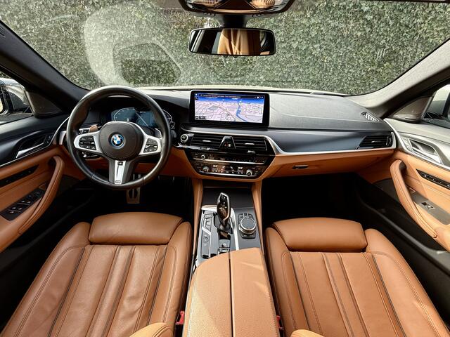 BMW 5-SERIE 530e High Exe I 20" I Massage I Head Up