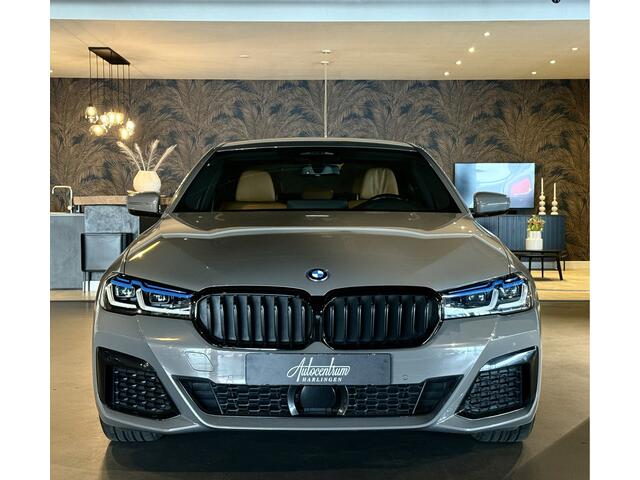 BMW 5-SERIE 530e High Exe I 20" I Massage I Head Up
